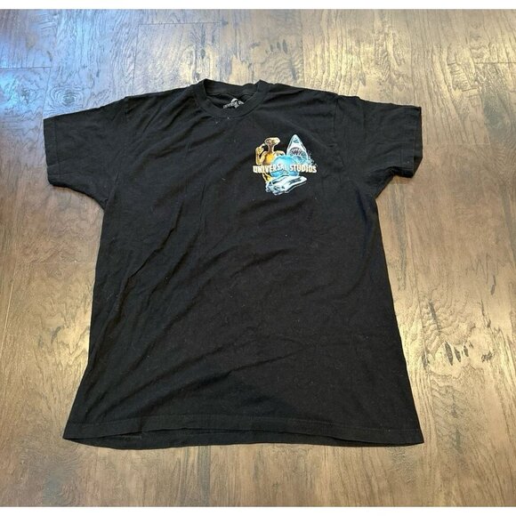 Universal Studios T Shirt Black Double Sided E Jaws Doloreon Earth - Picture 2 of 3